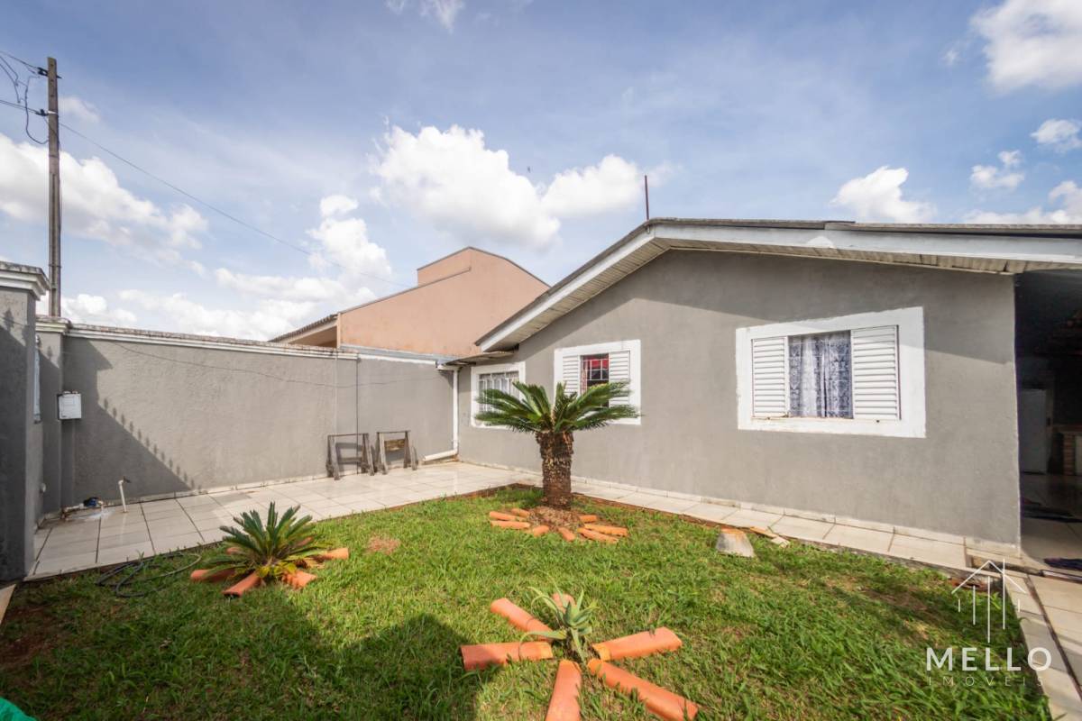 Casa à venda, com 4 quartos, 96m²