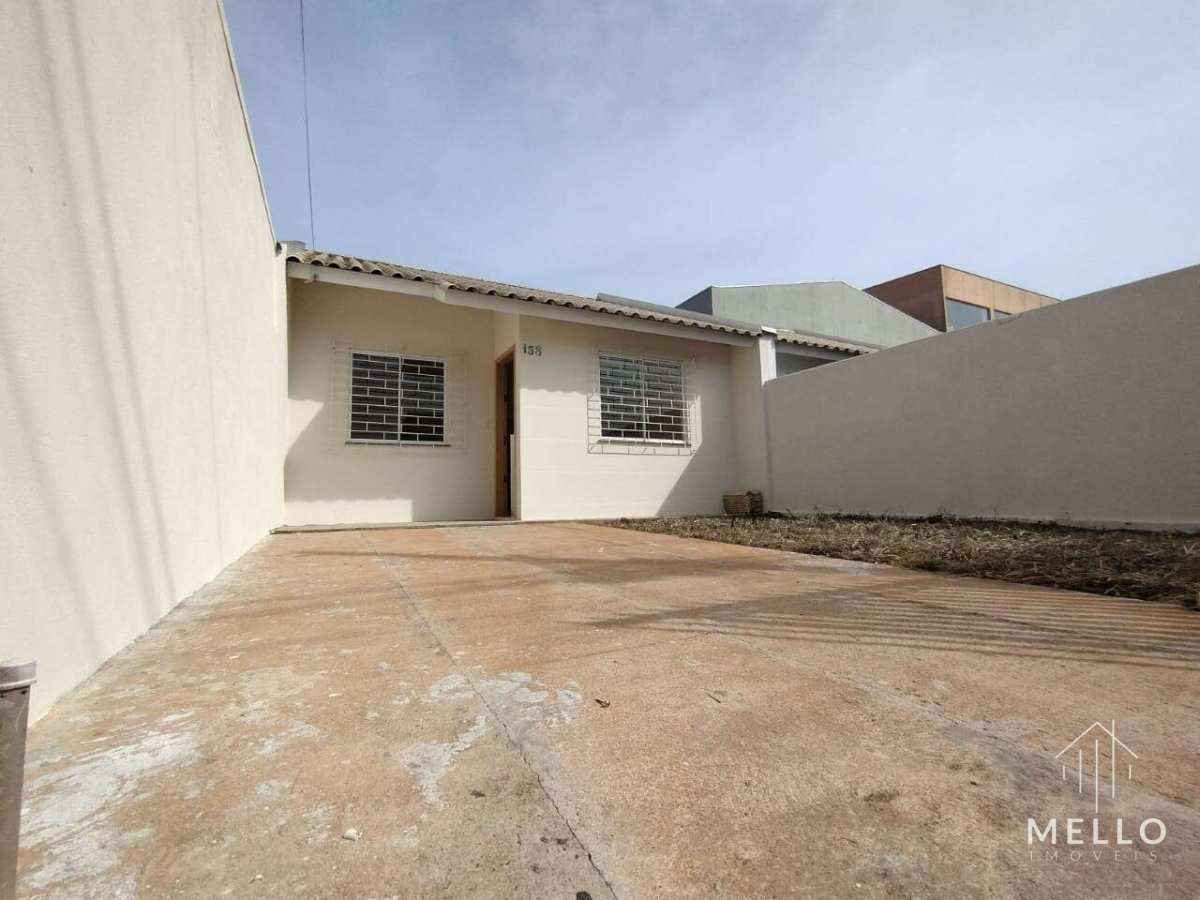 Casa à venda em Ponta Grossa, Cará-Cará, com 2 quartos, 55m²