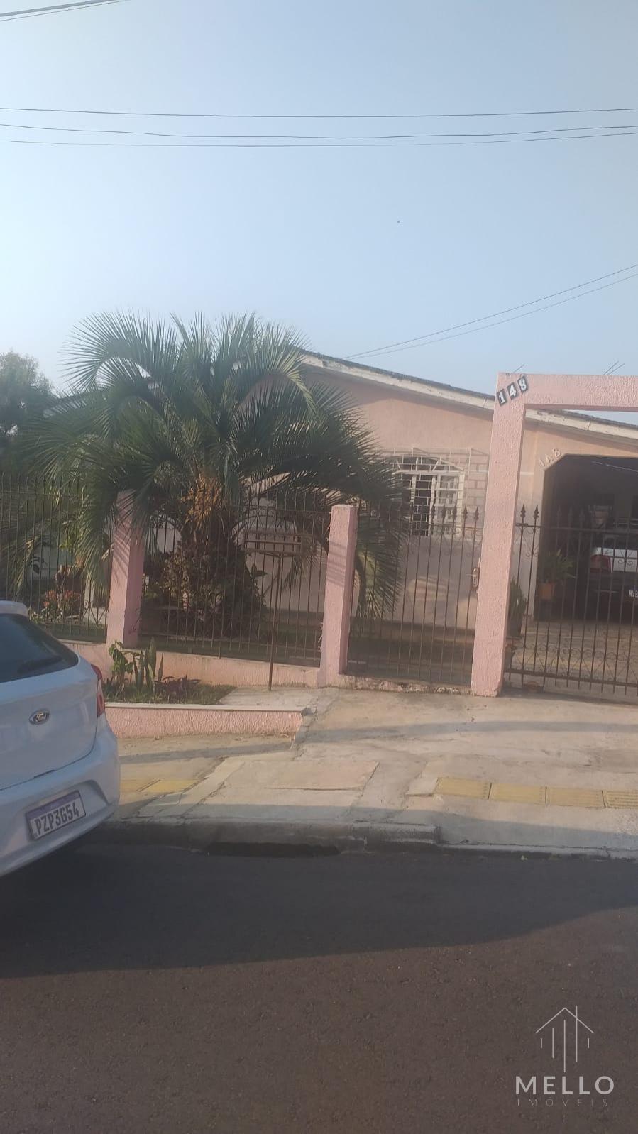 Casa com 3 quartos, 140m², à venda em Ponta Grossa, Nova Rússia - Mello Imóveis