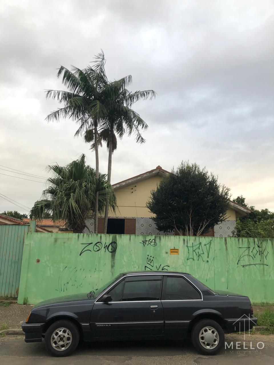 Casa à venda em Ponta Grossa, Uvaranas, com 3 quartos, 135m² - Mello Imóveis