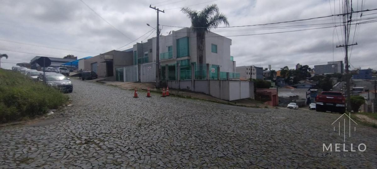 Sobrado com 3 quartos, 184,52m², à venda em Ponta Grossa, Nova Rússia - Mello Imóveis